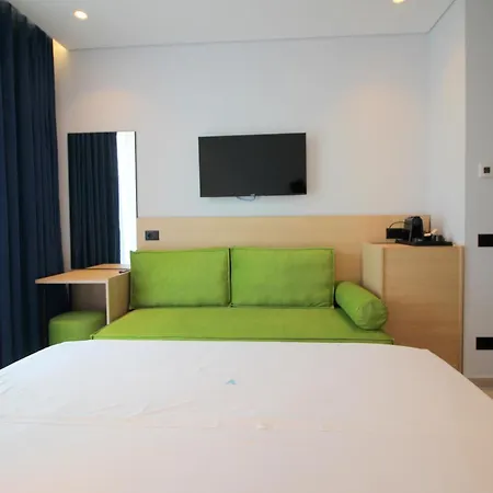 Victoria Boutique 3* ساراندا