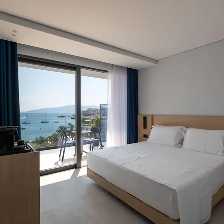 Victoria Boutique Hotel 3*